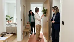 Lorbeer an der Schlafzimmertür: Warum viele auf dieses kleine Abendritual setzen