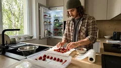 So bleiben Erdbeeren im Kühlschrank länger fest und aromatisch – mit einem kleinen Küchenkniff