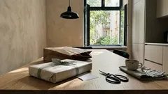 „Ist doch nur eine Kleinigkeit“: Warum wir Geschenke kleinreden – und was das mit Nähe zu tun hat